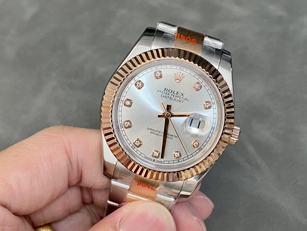 激安ロレックス背面デザイン